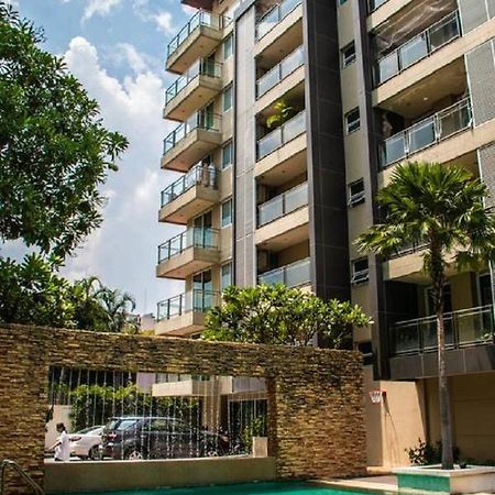 Double Trees Residence Бангкок Экстерьер фото
